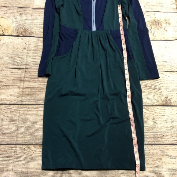 August 1 Eight Retro Styled Dress - Picture 3 of 6